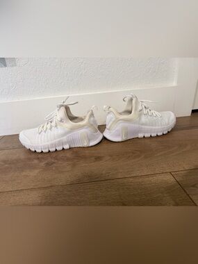 Nike White Metcon